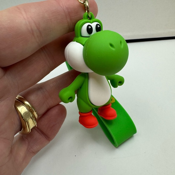 807-New Super Mario Keychain with Charm, Ring And Runner Strap - Picture 3 of 10